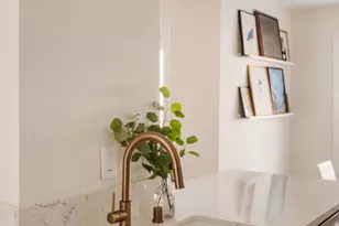 1010 Palm Ave, West Hollywood, CA 90069 - Photo 5