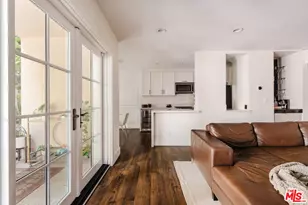 1010 Palm Ave, West Hollywood, CA 90069 - Photo 15