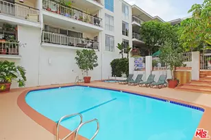 7270 Hillside Ave, Los Angeles, CA 90046 - Photo 17