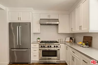 11734 Sunshine Ter, Studio City, CA 91604 - Photo 7