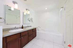 11831 Avon Way, Los Angeles, CA 90066 - Photo 9