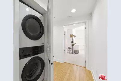 11831 Avon Way #202, Los Angeles, CA 90066 - Photo 17