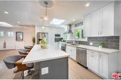 434 W Maple Ave, El Segundo, CA 90245 - Photo 9
