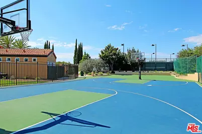 1626 Chastain Pkwy, Pacific Palisades, CA 90272 - Photo 13