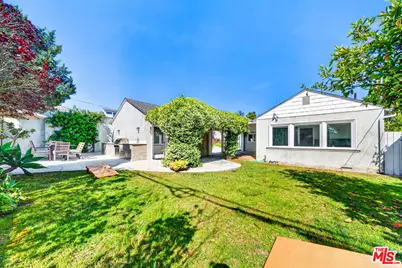 5910 W 77th Pl, Los Angeles, CA 90045 - Photo 29