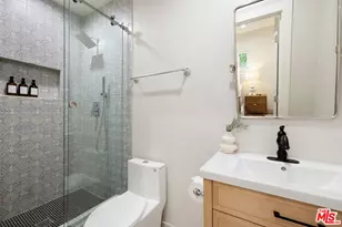 1337 N Orange Grove Ave, West Hollywood, CA 90046 - Photo 15