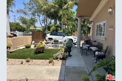 1130 E 66th St, Inglewood, CA 90302 - Photo 5