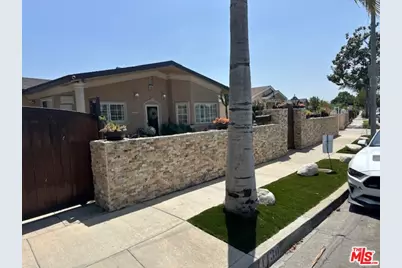 1130 E 66th St, Inglewood, CA 90302 - Photo 1