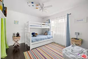 12302 Sarah St, Studio City, CA 91604 - Photo 17