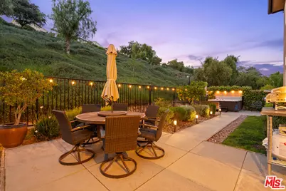 25618 Henley Way, Stevenson Ranch, CA 91381 - Photo 5