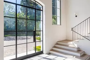 11951 Pinnacle Pl, Beverly Hills, CA 90210 - Photo 9