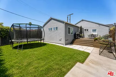 5956 W 85th Pl, Los Angeles, CA 90045 - Photo 13