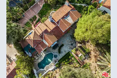 2556 Aberdeen Ave, Los Angeles, CA 90027 - Photo 65