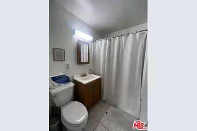 317 University Dr, Costa Mesa, CA 92627 - Photo 15