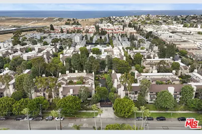 8707 Falmouth Ave #101, Playa del Rey, CA 90293 - Photo 37