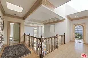 14330 Mulholland Dr, Los Angeles, CA 90077 - Photo 13