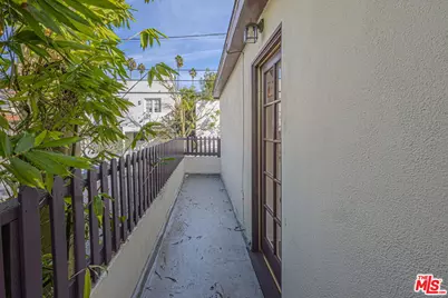 947 17th St, Santa Monica, CA 90403 - Photo 15
