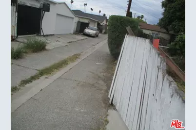 3625 4th Ave, Los Angeles, CA 90018 - Photo 23