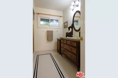 1833 Courtney Ave, Los Angeles, CA 90046 - Photo 27