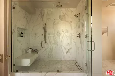 2137 Ashland Ave, Santa Monica, CA 90405 - Photo 27