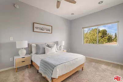 3450 Castlewoods Pl, Sherman Oaks, CA 91403 - Photo 23