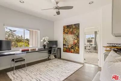 3450 Castlewoods Pl, Sherman Oaks, CA 91403 - Photo 21