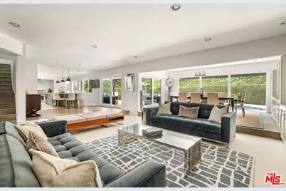 3450 Castlewoods Pl, Sherman Oaks, CA 91403 - Photo 11