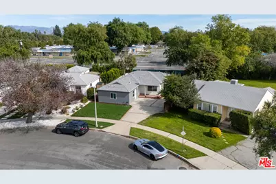 6714 Jellico Ave, Lake Balboa, CA 91406 - Photo 41