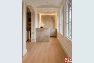 2680 Bowmont Dr, Beverly Hills, CA 90210 - Photo 13