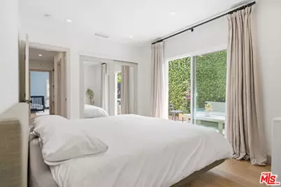 6418 Waring Ave, Los Angeles, CA 90038 - Photo 7