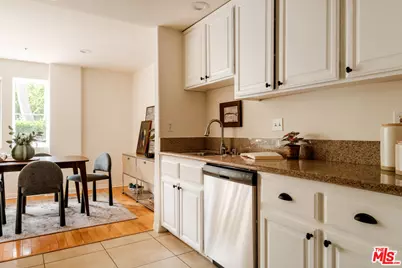 11920 Goshen Ave #101, Los Angeles, CA 90049 - Photo 15