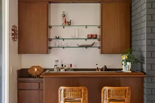 16045 Royal Mt Dr, Encino, CA 91436 - Photo 9