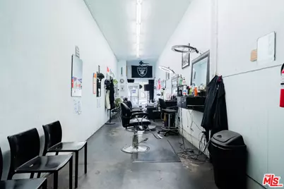2216 W Jefferson Blvd, Los Angeles, CA 90018 - Photo 9