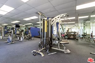 10450 Wilshire Blvd, Los Angeles, CA 90024 - Photo 17