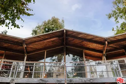 630 Hightree Rd, Santa Monica, CA 90402 - Photo 29