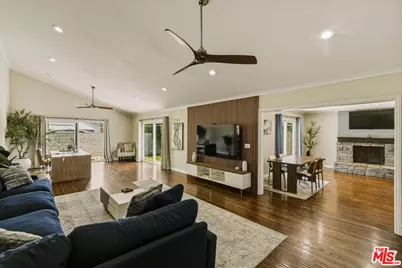 2528 Zandia Ave, Long Beach, CA 90815 - Photo 1