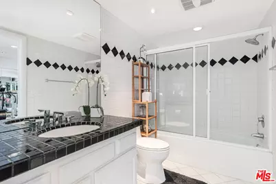 3245 Provon Ln, Los Angeles, CA 90034 - Photo 31