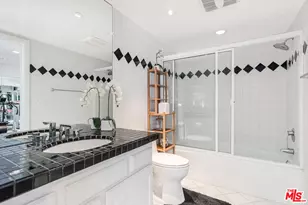 3245 Provon Ln, Los Angeles, CA 90034 - Photo 31