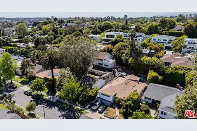 3245 Provon Ln, Los Angeles, CA 90034 - Photo 33