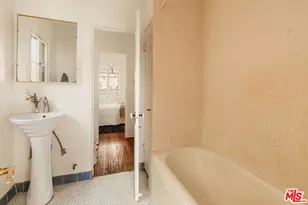 654 Frontenac Ave, Los Angeles, CA 90065 - Photo 21