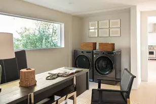8515 Hedges Way, West Hollywood, CA 90069 - Photo 11