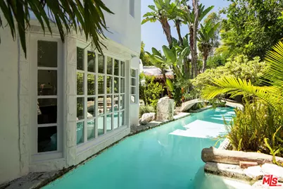 742 N Sycamore Ave, Los Angeles, CA 90038 - Photo 59