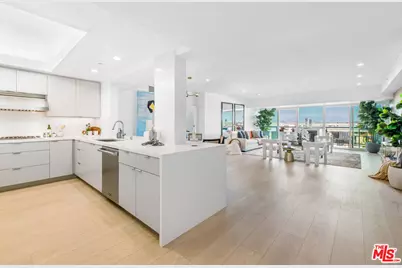13600 Marina Pointe Dr #705, Marina del Rey, CA 90292 - Photo 1