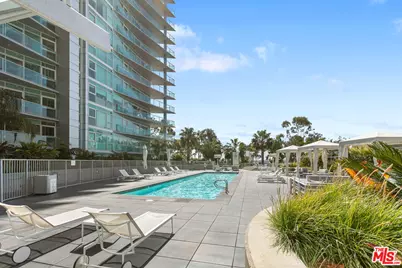 13600 Marina Pointe Dr #705, Marina del Rey, CA 90292 - Photo 27