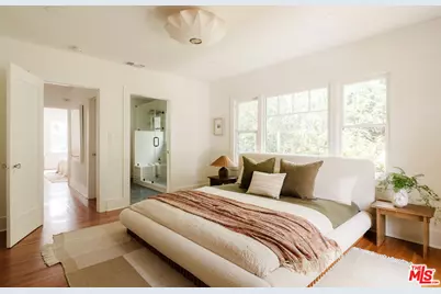 2516 Ivan Hill Ter, Los Angeles, CA 90039 - Photo 19