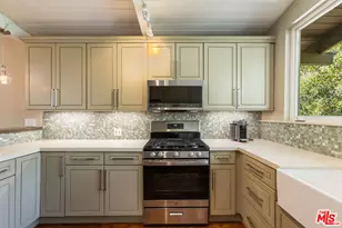 11922 Sunshine Terrace, Studio City, CA 91604 - Photo 13