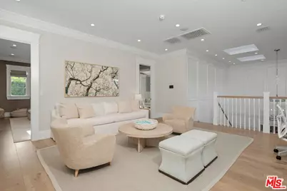 13210 Haney Pl, Los Angeles, CA 90049 - Photo 29