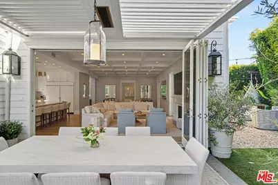13210 Haney Pl, Los Angeles, CA 90049 - Photo 19