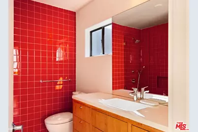 230 Carroll Canal, Venice, CA 90291 - Photo 23