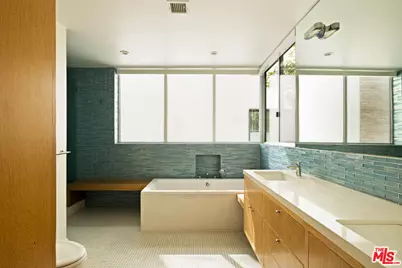 230 Carroll Canal, Venice, CA 90291 - Photo 19